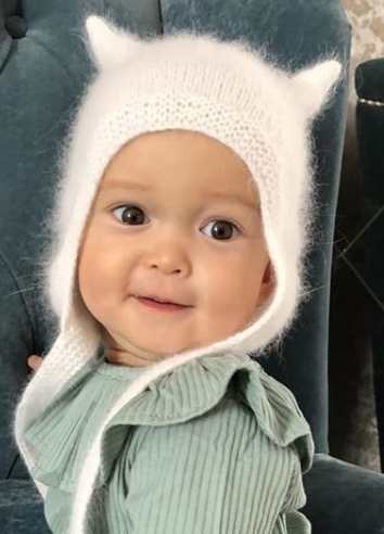 Kitty cap ангора шапочка. чепчик котенок спицами из ангоры. котошапка чепчик. шапочка котенок спицами для новорожденных. котик в шапке.